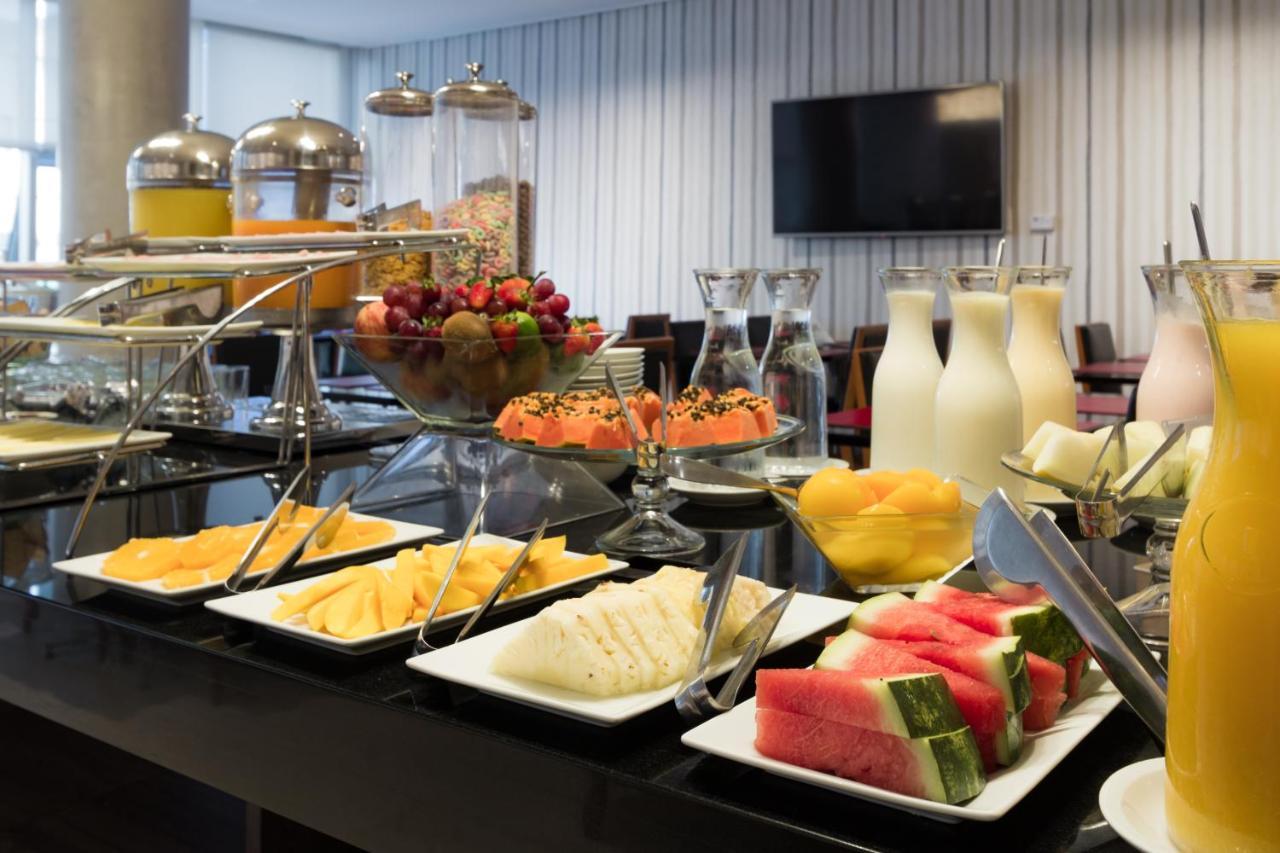Frontier Hotel ريفيرا المظهر الخارجي الصورة